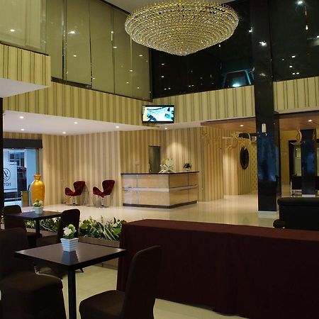 Lj Hotel Medan Exterior photo