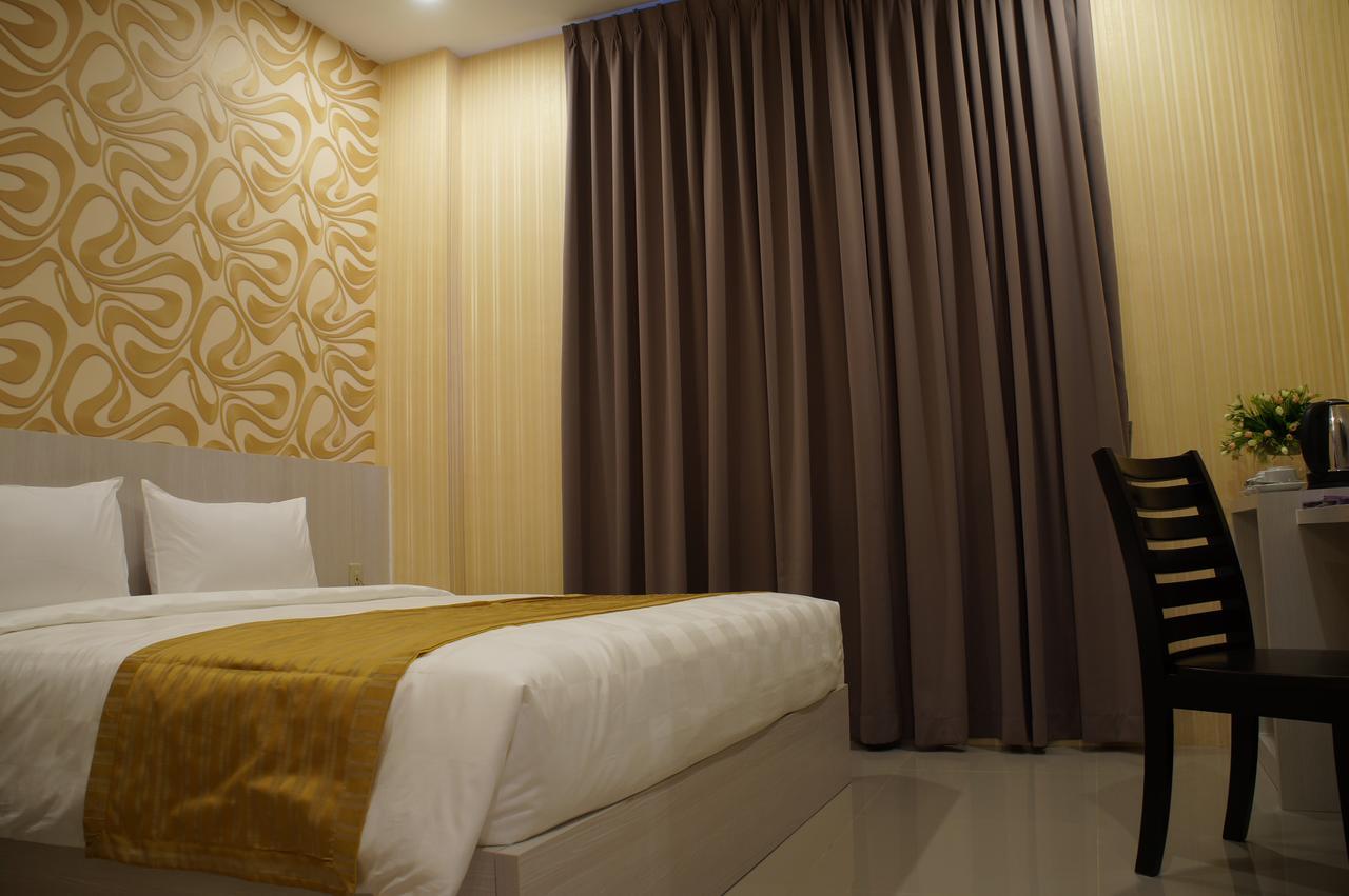 Lj Hotel Medan Exterior photo